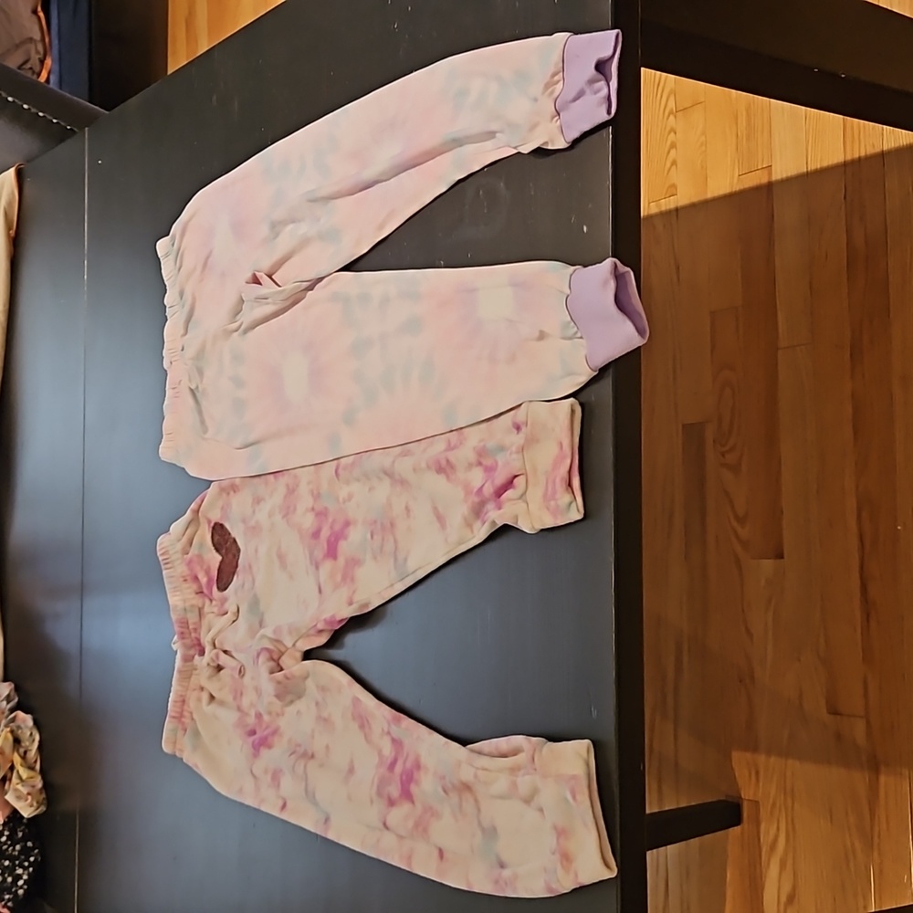 Pajama bottoms mismatch